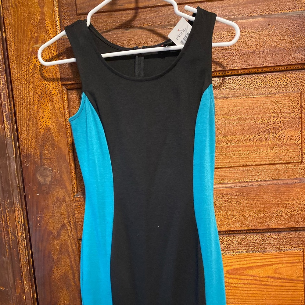 Body con color block mini dress